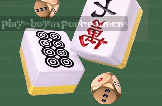 篮球小图 球员飞身扣篮 比分激烈追逐